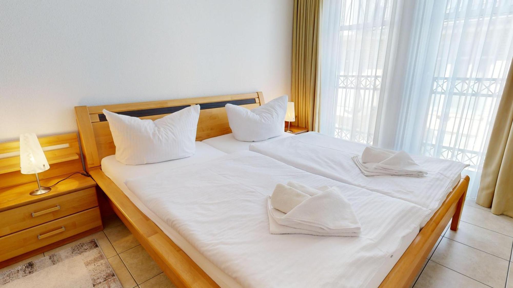 Strandnahe Fewo Mit 2 Schlafzimmern Und Balkon, Koenigin Augusta, บินซ์ ภายนอก รูปภาพ